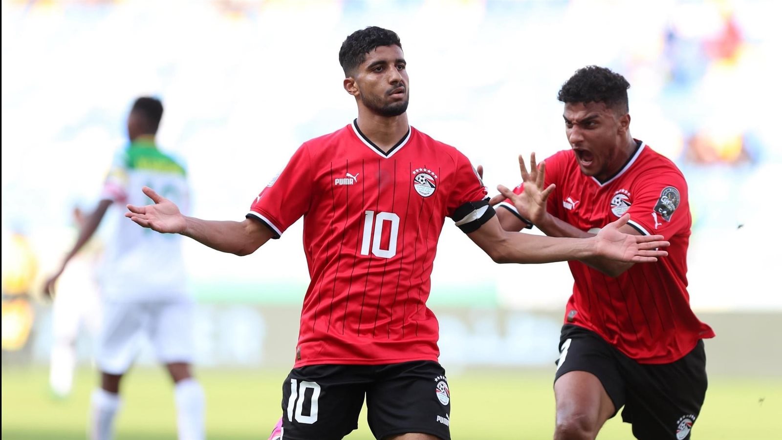 الأهلي ينفي اهتمامه للتعاقد مع إبراهيم عادل