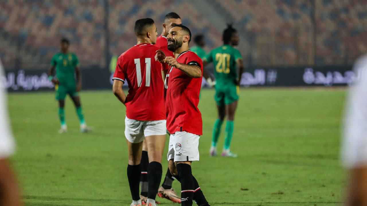 هدية خاصة لصلاح من منتخب بوركينا فاسو