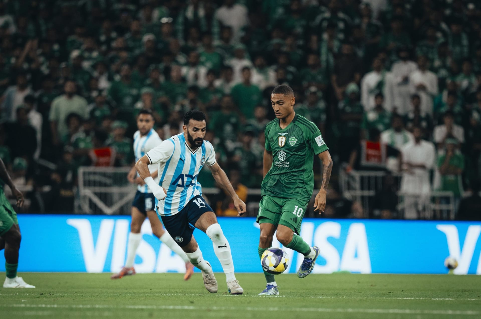 لاشين: بيراميدز يحلم بمواجهة باريس سان جيرمان