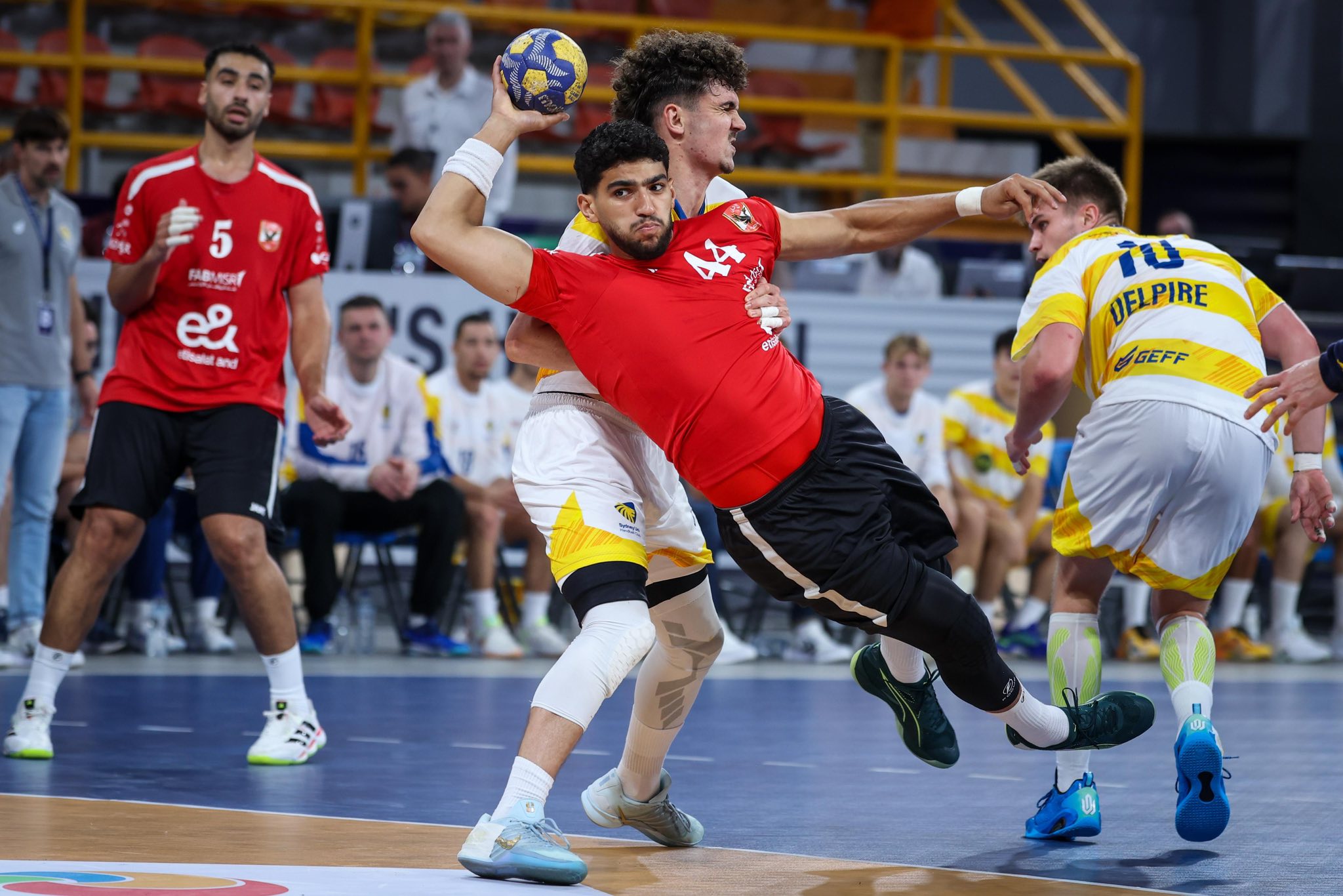 نتائج اليوم الأول لمونديال أندية اليد .. فوز الشارقة والزمالك، الأهلي يكتسح سيدني