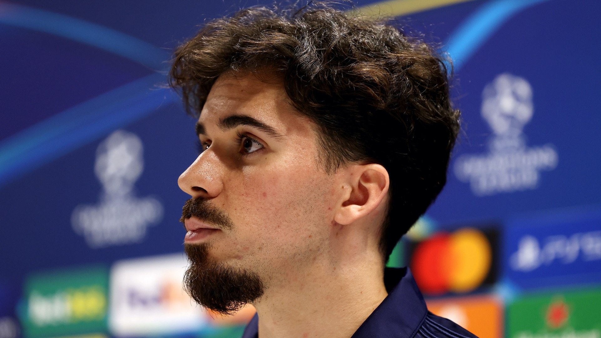 فيتينيا: الرد يجب أن يكون دائما في الملعب