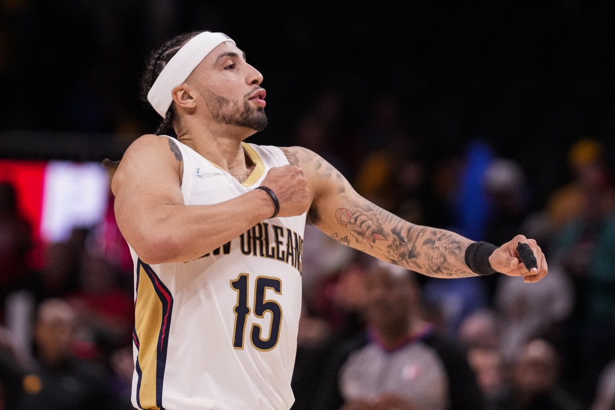 إصابة خوسيه ألفارادو لاعب بيليكانز في الركبة قبل انطلاق موسم الـ NBA