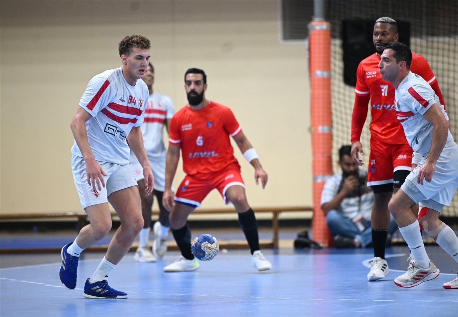 الزمالك يدرس التعاقد مع مدرب كرواتي أو إسباني لقيادة فريق اليد