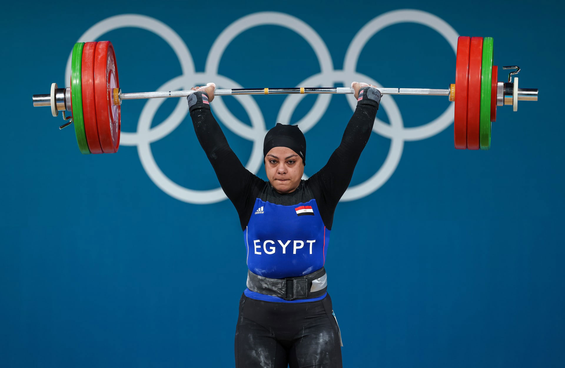 إنجازات خارج المستطيل الأخضر