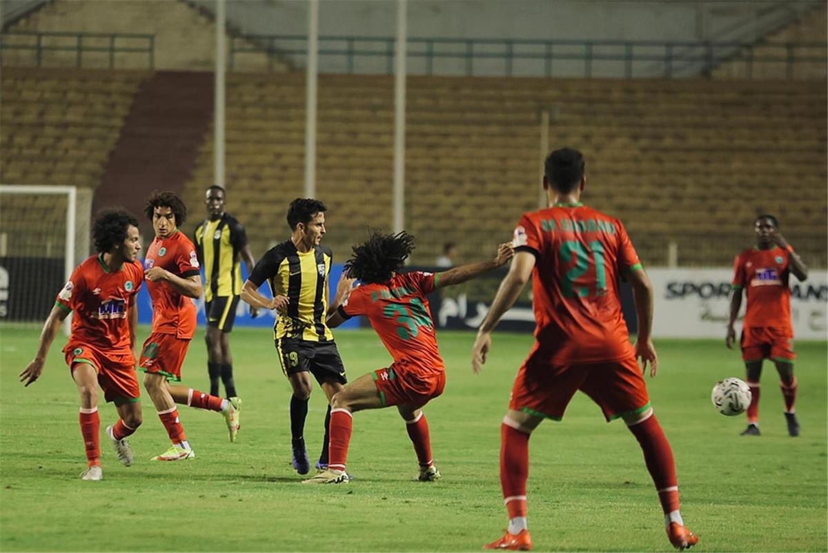 المقاولون العرب يحصد 3 نقاط غالية بالفوز على مودرن سبورت