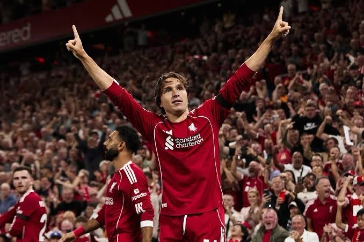 كييزا: أود البقاء والفوز مع ليفربول