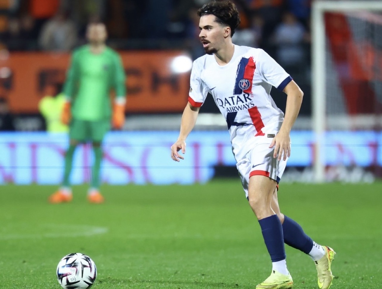 بي إس جي يفرط في فرصة الإبتعاد بصدارة الدوري الفرنسي