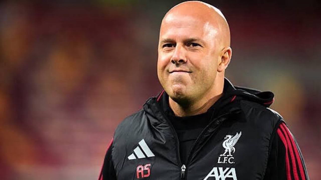 سلوت يبرر خروج ليفربول من كأس الرابطة