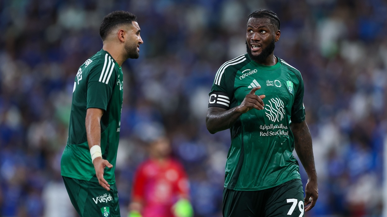 أهلي جدة يستعيد خدمات كيسي وينتظر موقف محرز