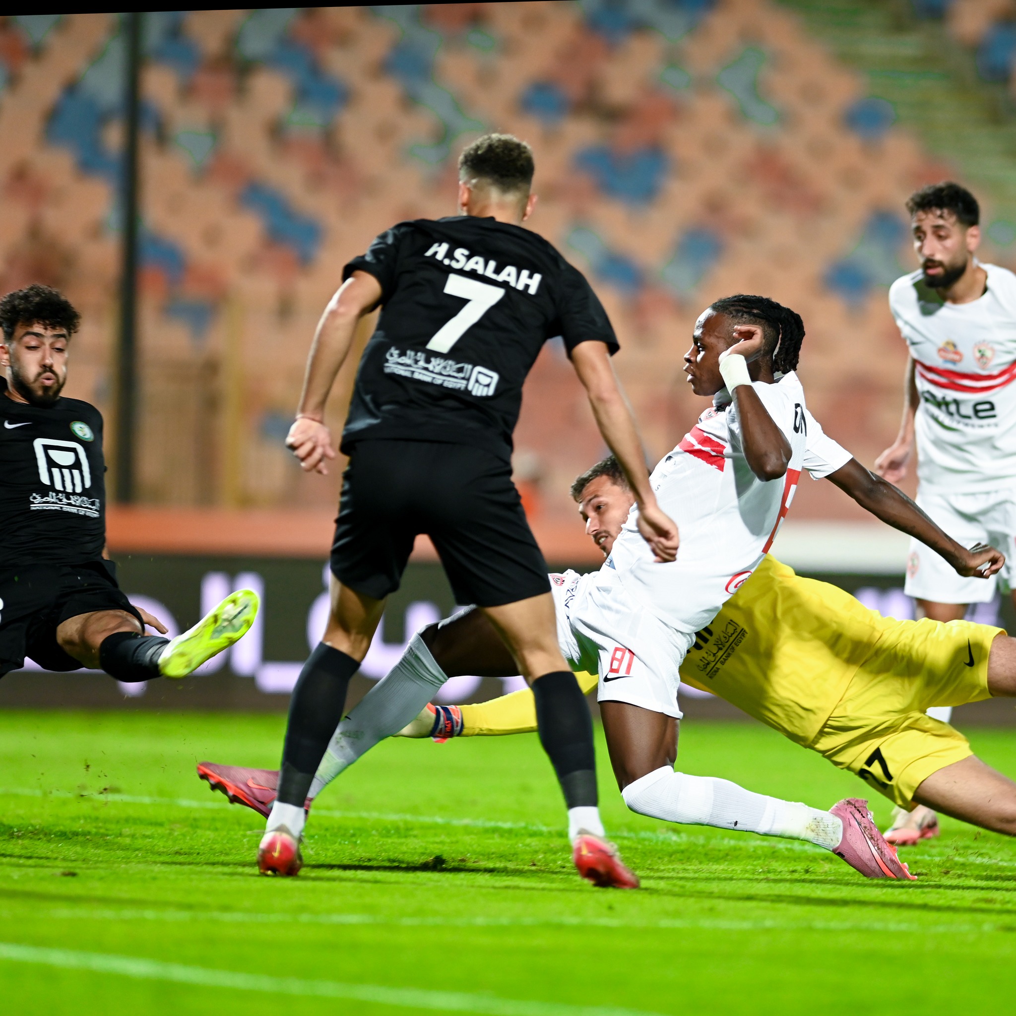 فيديو: تعثر جديد للزمالك بالتعادل أمام البنك