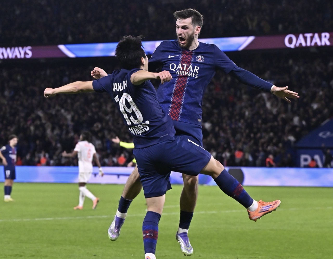 بي إس جي يعزز صدارته بهدف قاتل على نيس