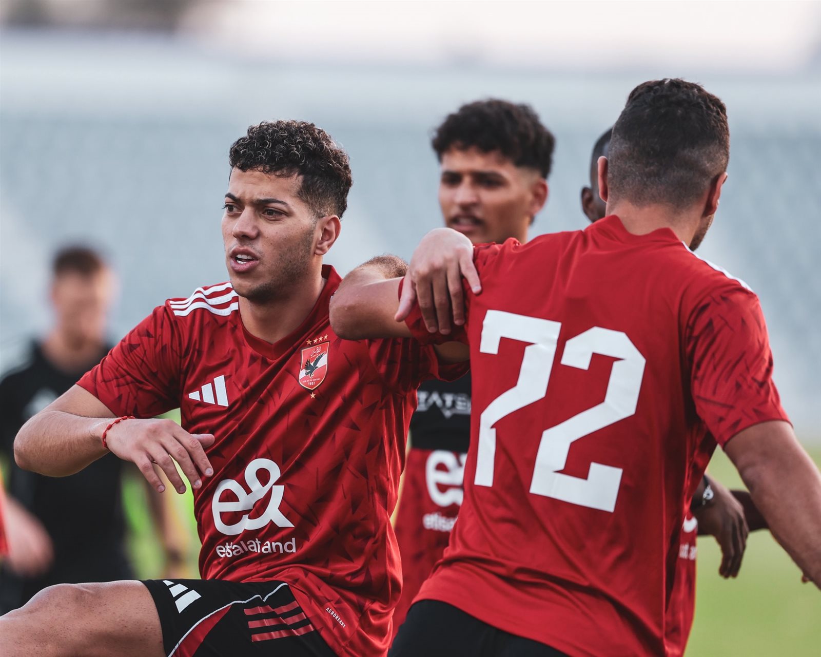 إمام عاشور يشارك في التدريبات البدنية، وجاهزية محمد شريف وأحمد رضا للسوبر