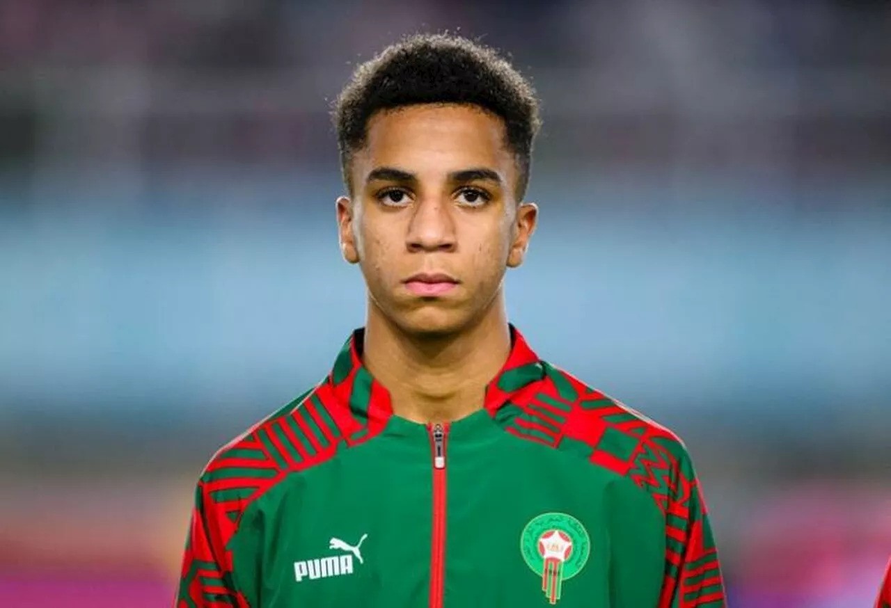 شوبير يكشف موقف الأهلي من ضم المغربي فؤاد الزهواني