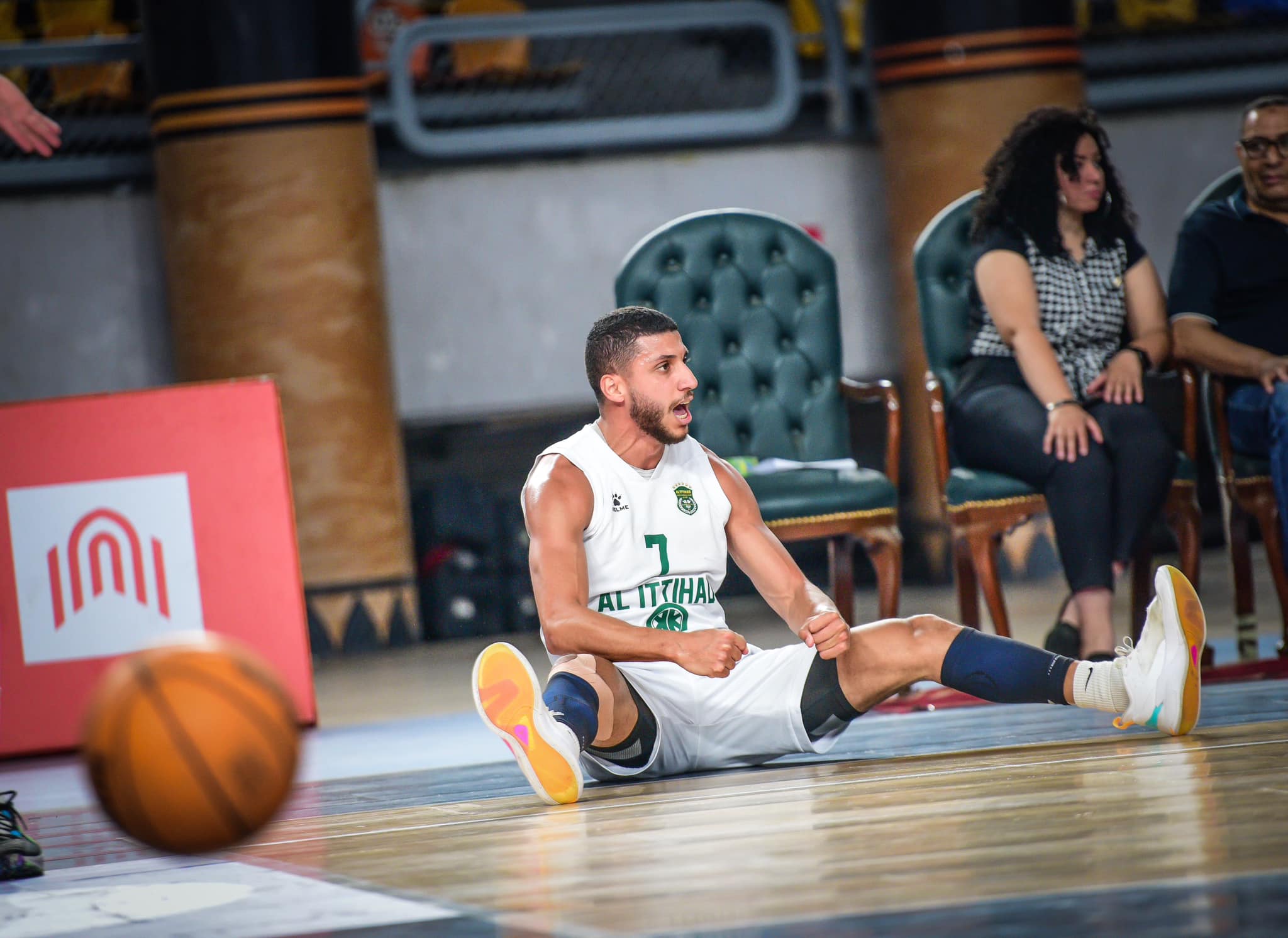 كرة السلة .. الاتحاد السكندري يجدد عقد أحمد عادل 