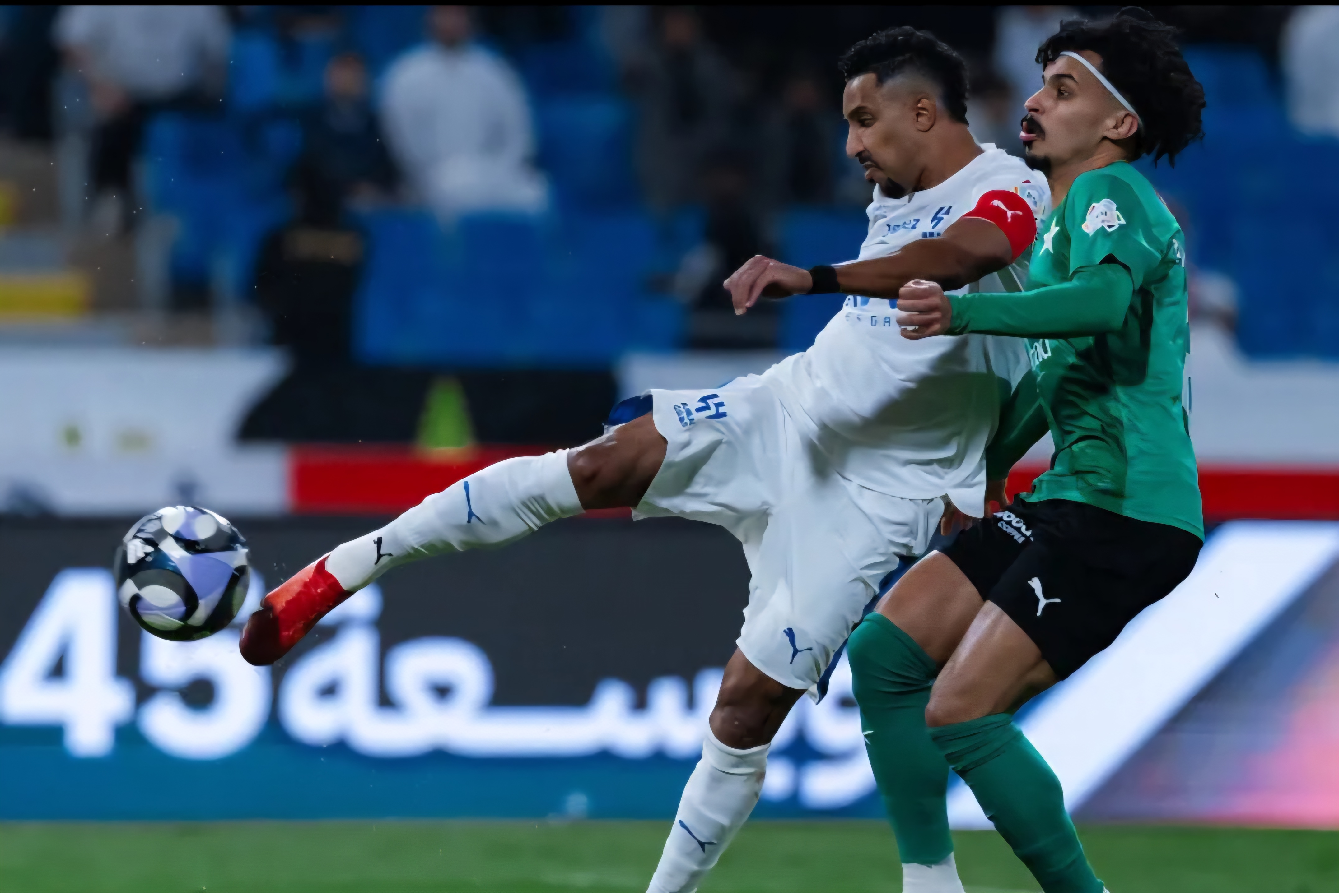 الهلال يفلت من كمين النجمة 