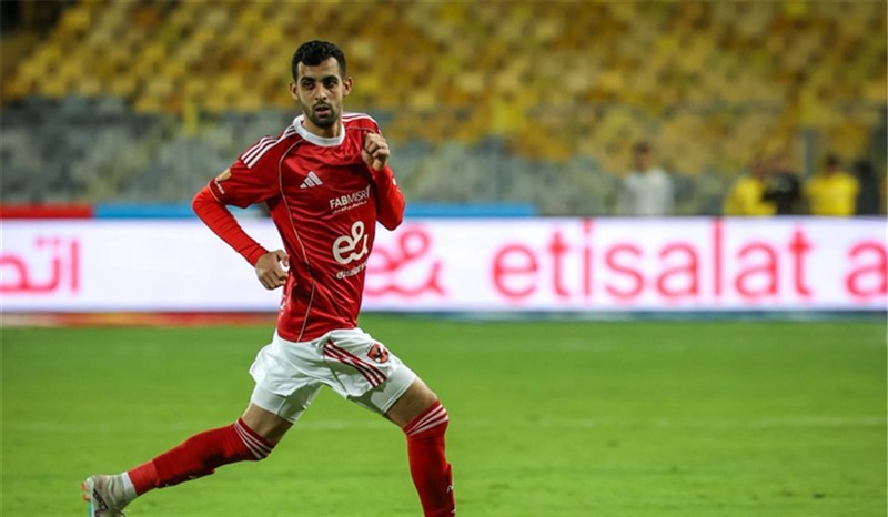 بلعمري يعود للتدريبات الجماعية للأهلي