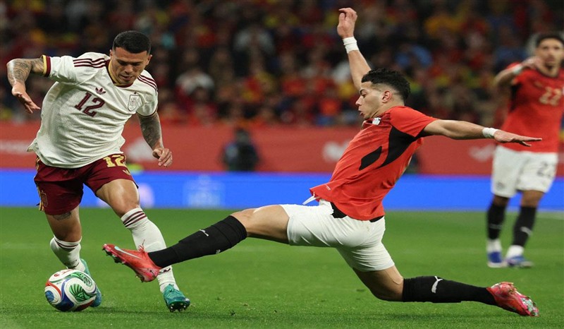 أبو زهرة: منتخب مصر يتطلع لعبور مرحلة المجموعات بالمونديال