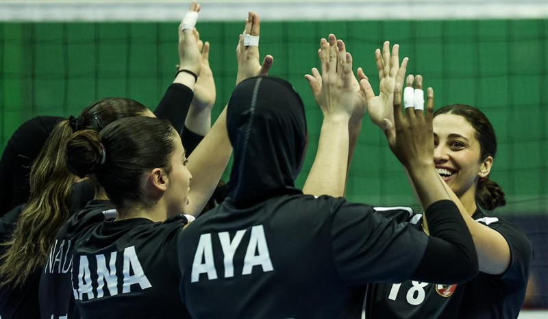 الأهلي يتخطى كامبالا في طريقه لربع نهائي أفريقيا للطائرة