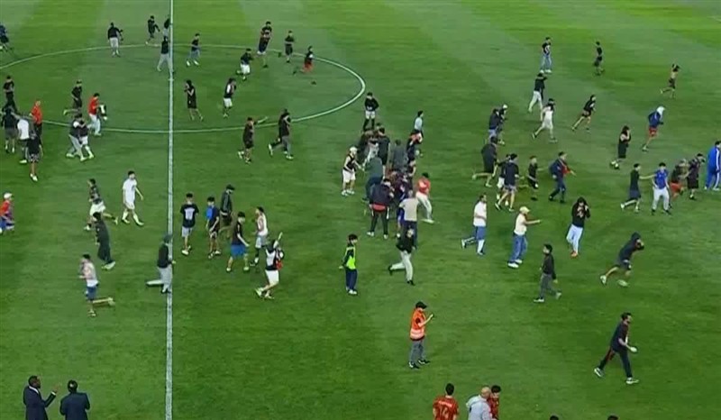 اتحاد العاصمة إلى نهائي الكونفيدرالية بعد موقعة الشغب الجماهيري أمام آسفي