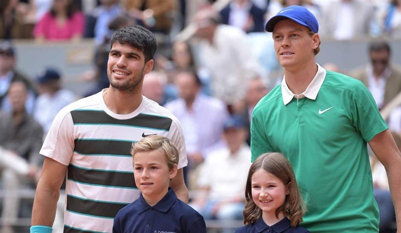 سينر وألكاراز في نهائي ناري بمونت كارلو لحسم صدارة التنس العالمي... شاهد