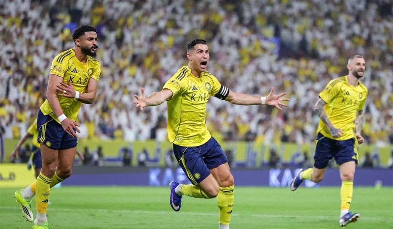 النصر يقترب من اللقب بحسم القمة ضد الأهلي 2-0 