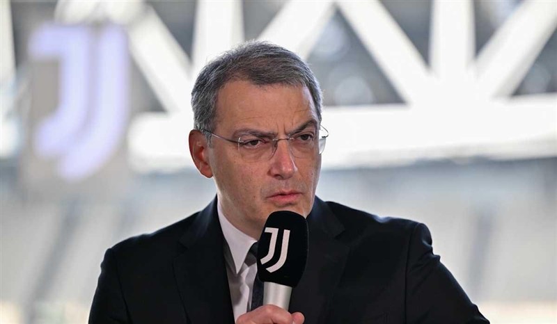 كومولي: يوفنتوس وجهة مغرية وحسم ملف فلاهوفيتش مؤجل