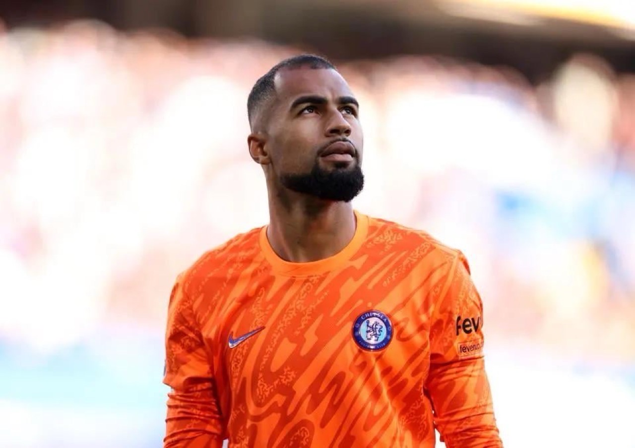 سانشيز: حظوظ تشيلسي للتويج بالأبطال أكبر من البارسا