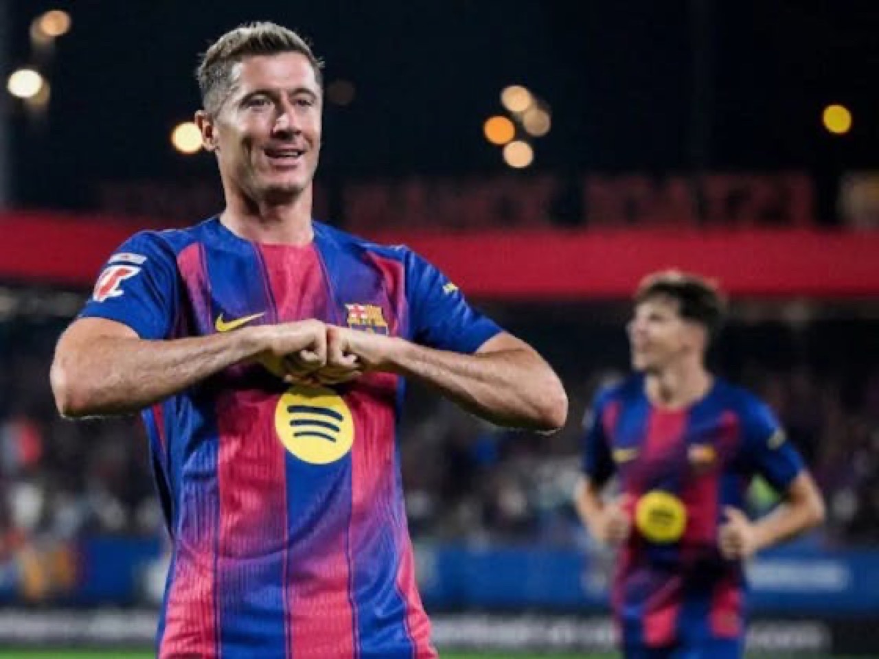 برشلونة يحسم قراره بشأن مستقبل ليفاندوفسكي