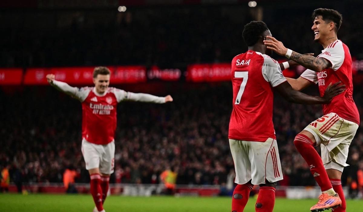 آرسنال ينجو من فخ ولفز بالنيران الصديقة