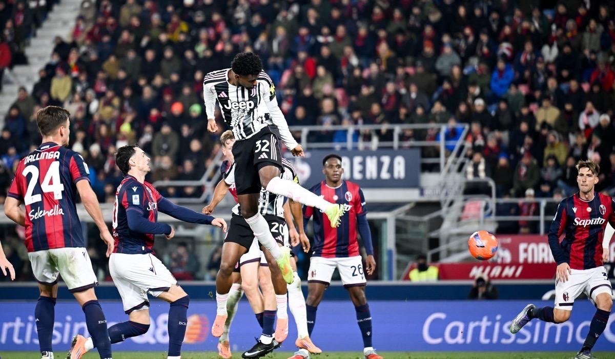 يوفنتوس يعود من بولونيا بفوز ثمين