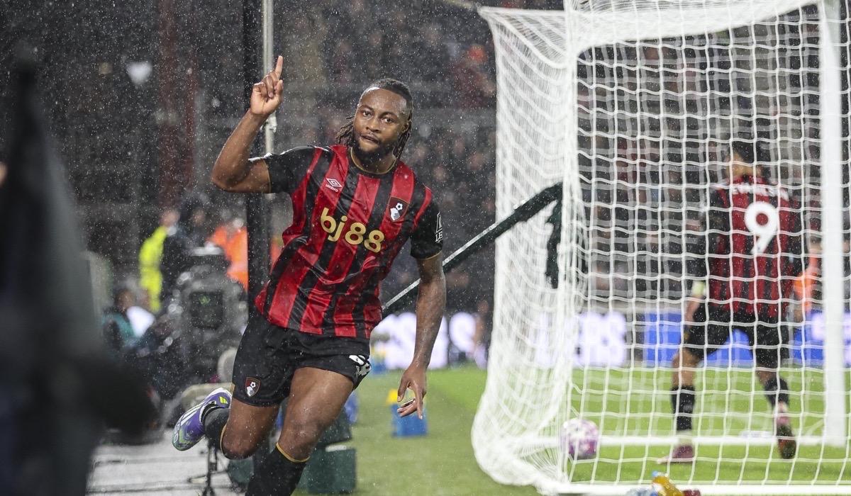 صراع التعاقد مع سيمينو يشتعل بين عمالة البريميرليج