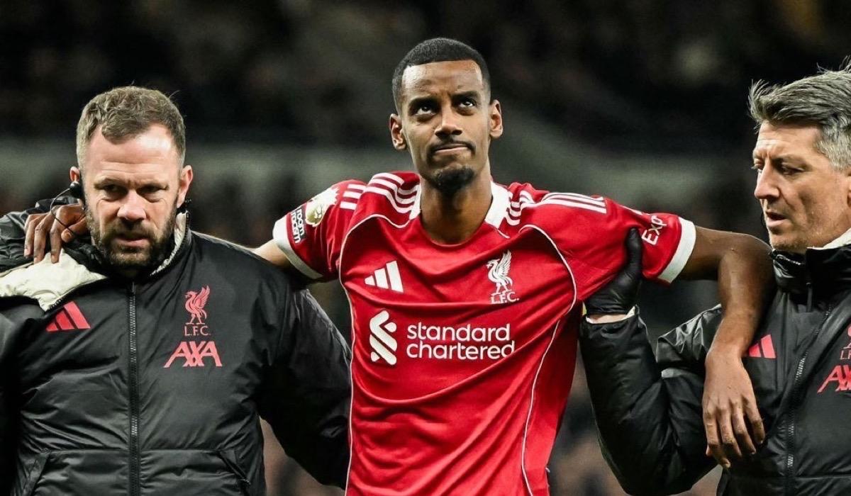 ليفربول يتلقى ضربة قوية بإصابة إيزاك لمدة طويلة