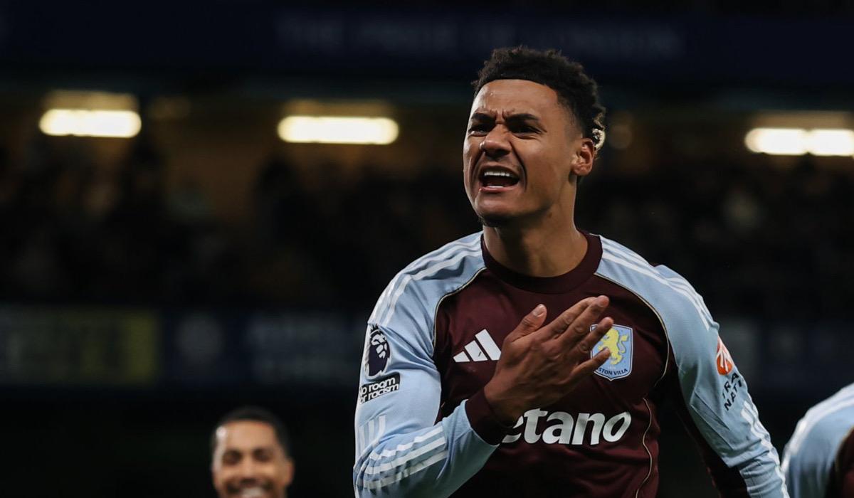 واتكينس: أوناي إيمري مدرب عبقري