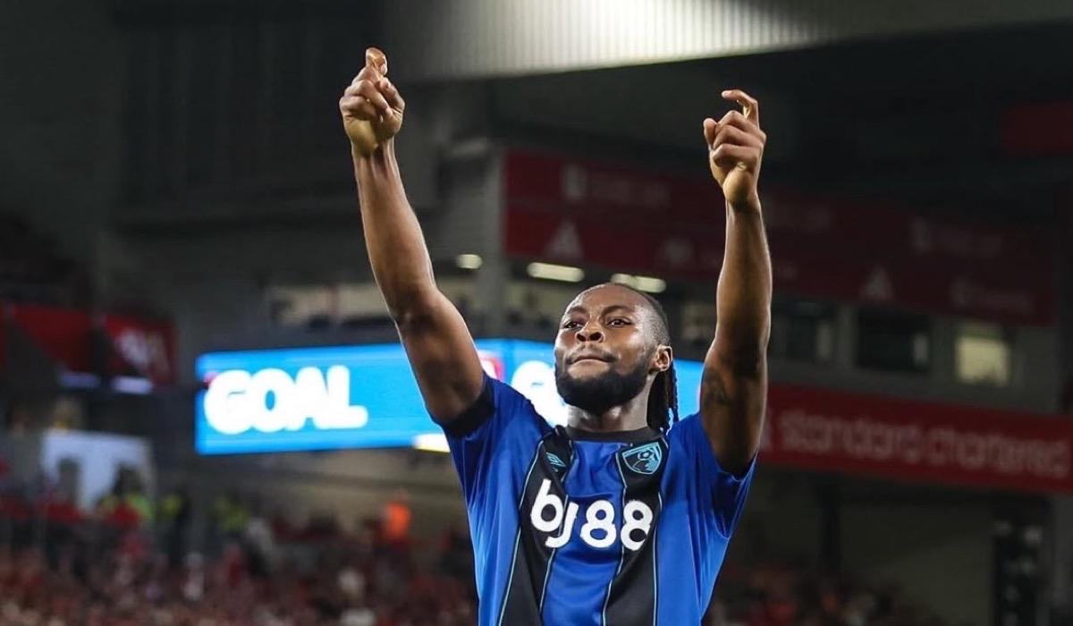 مان سيتي واثق من ضم سيمينيو رغم محاولات ليفربول