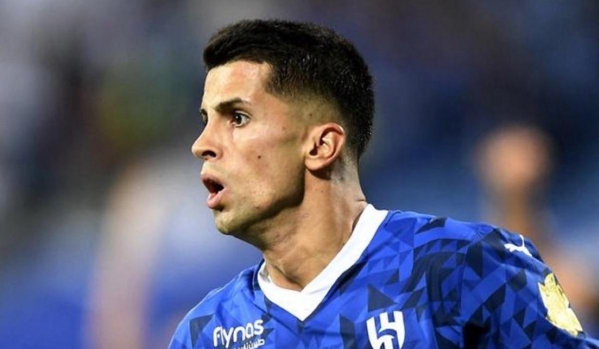 إنتر يقدم عرضا لإستعارة كانسيلو