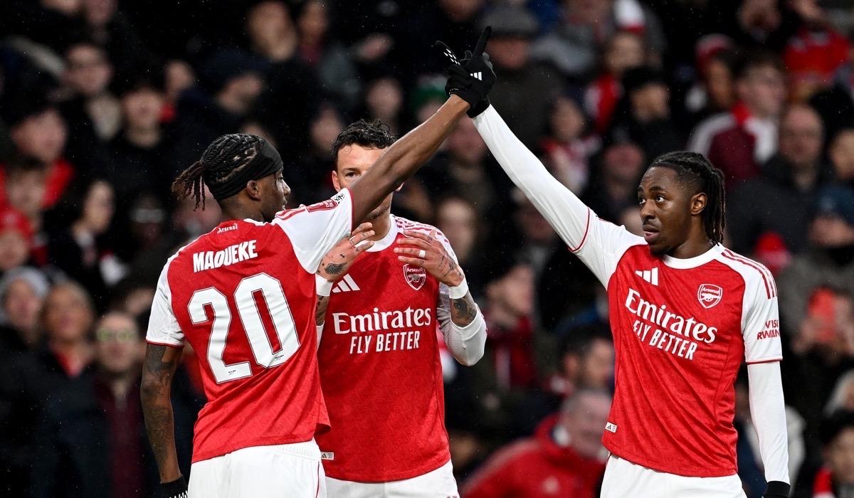 آرسنال يهزم ويجان في كأس الإتحاد