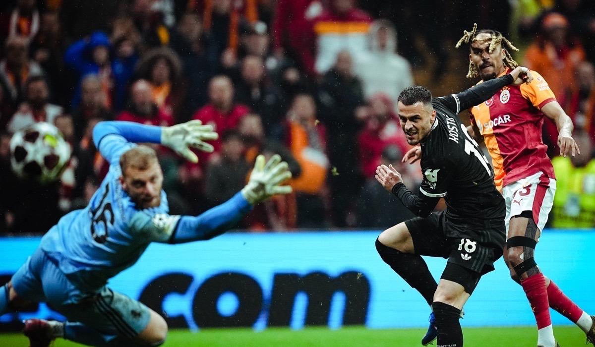 يوفنتوس يتلقى هزيمة قاسية من جالاطا سراي 