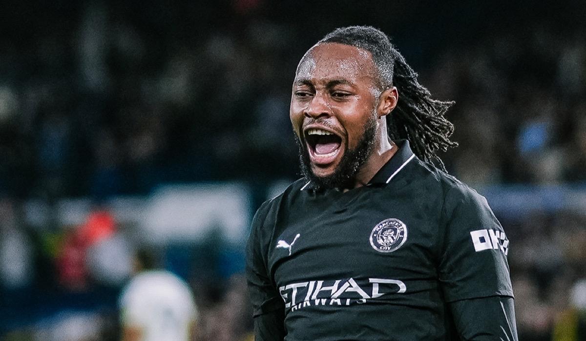 مان سيتي ينتزع فوز ثمين على ليدز