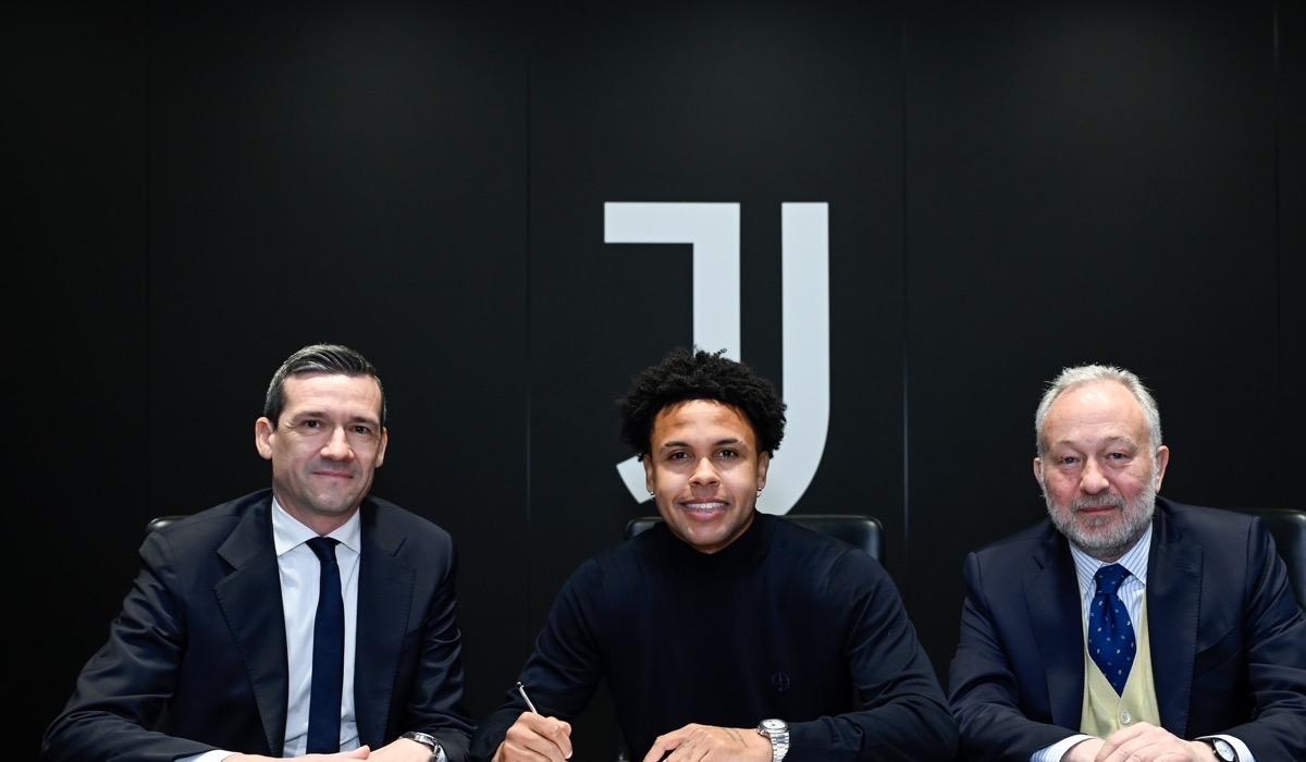 رسميا: يوفنتوس يجدد عقد ماكيني ل ٢٠٣٠