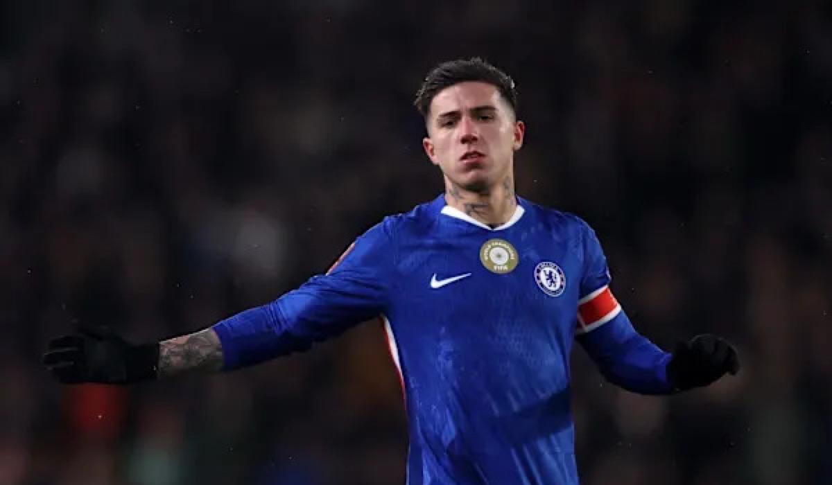 تشيلسي يوقف إنزو فيرنانديز