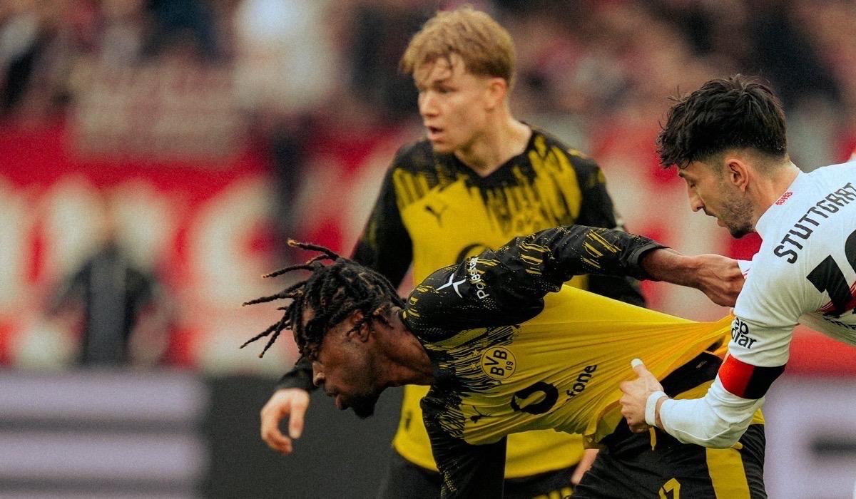 دورتموند يعبر من شتوتجارت في الوقت القاتل