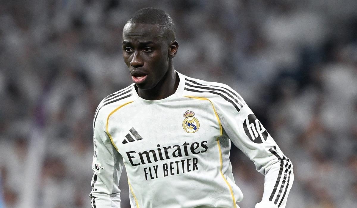 ريال مدريد يستعيد ميندي قبل لقاء العودة في ألمانيا