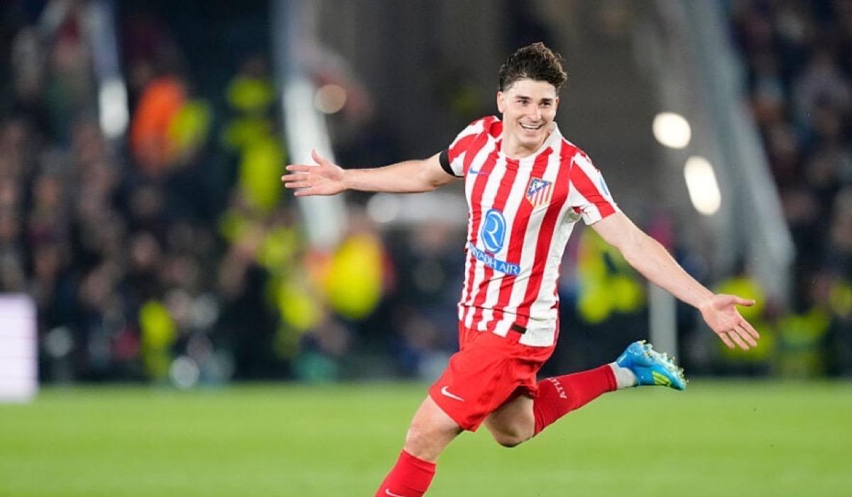 أتلتيكو يرفض بيع ألفاريز ويخطط لمضاعفة راتبه