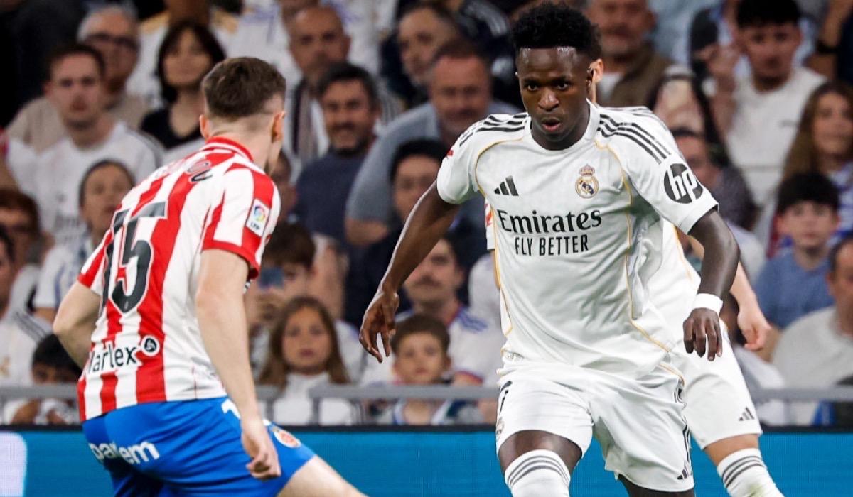 تعادل مخيب للملكي يمنح برشلونة فرصة الهروب