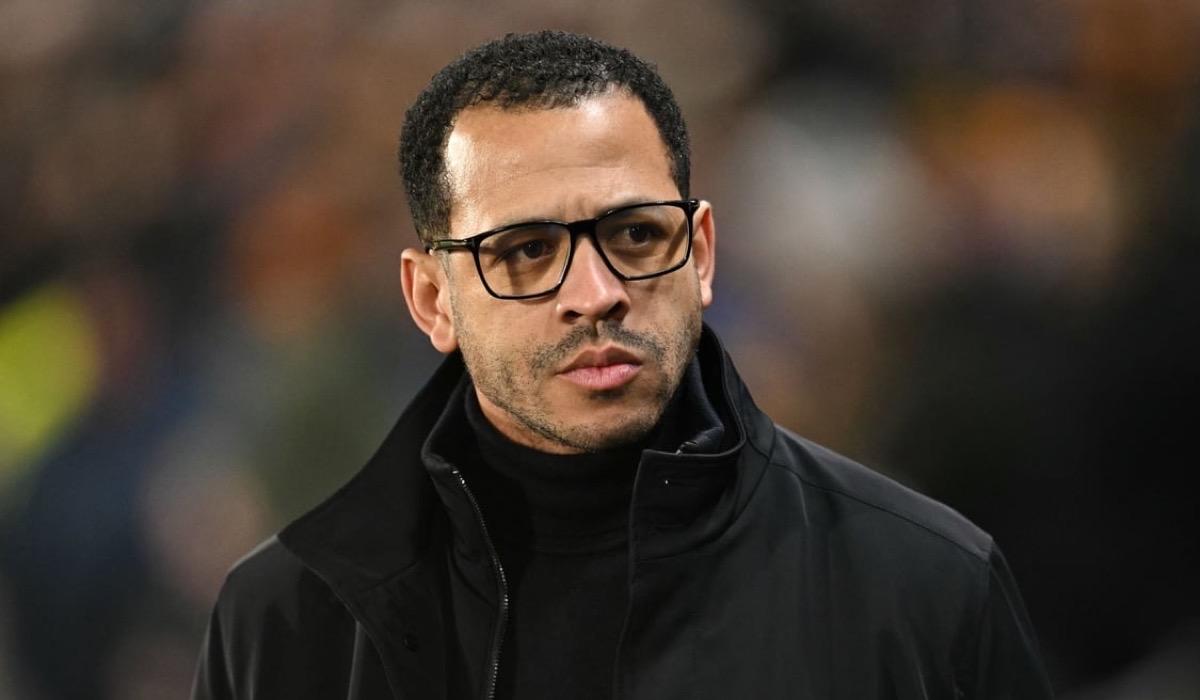 رسمياً: تشيلسي يقيل مدربه ليام روزنيور